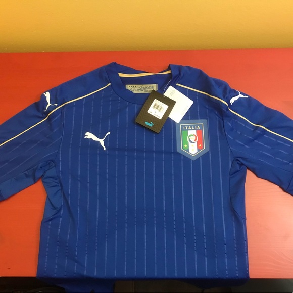 Puma Other - Puma authentic Italy soccer jersey